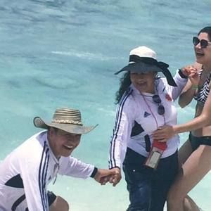 Meet your Posher, Albanelly